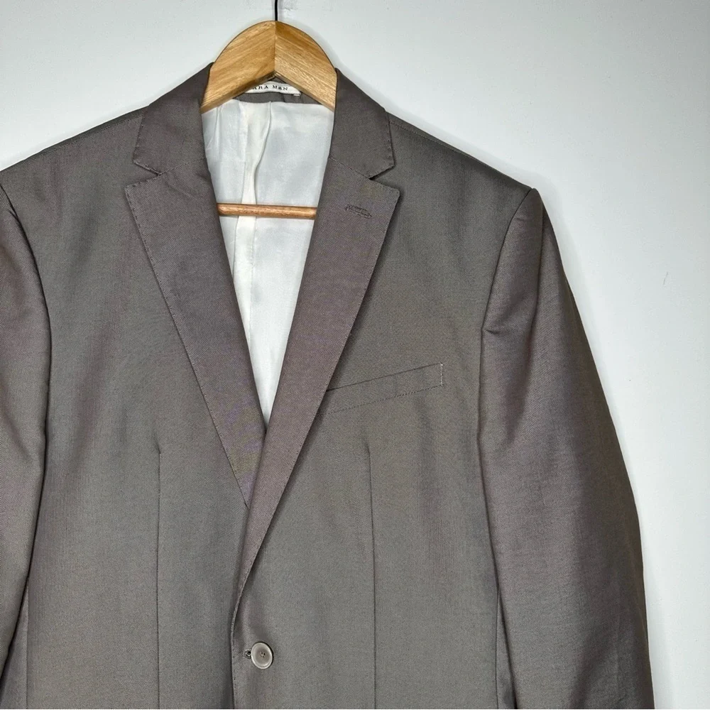 ZARA MAN Greige Two Button Blazer Sport Coat Size 38
